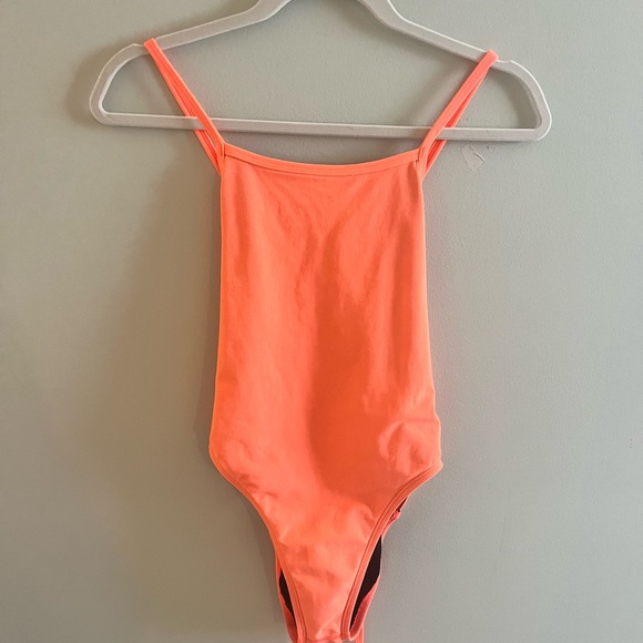 Jolyn, retired color! Size 30 - Picture 1 of 3